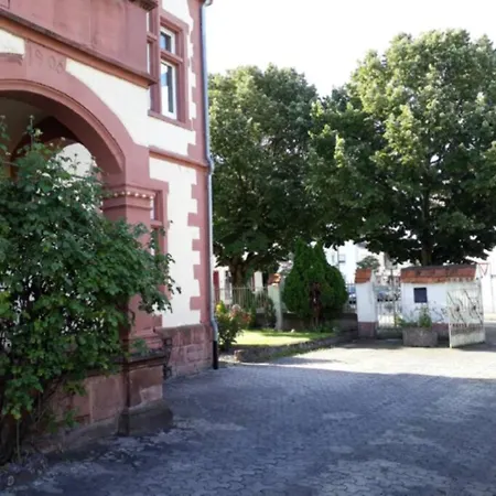 Living Timeless- Luxurioese 140Qm Wohnung In Der Naehe Des Europa-Parks Mit 3 Schlafzimmer, Billard Und Parkplatz Kippenheim Exterior photo