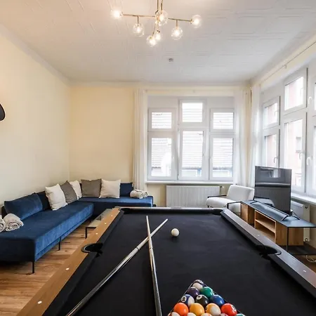 Living Timeless- Luxurioese 140Qm Wohnung In Der Naehe Des Europa-Parks Mit 3 Schlafzimmer, Billard Und Parkplatz Kippenheim Exterior photo