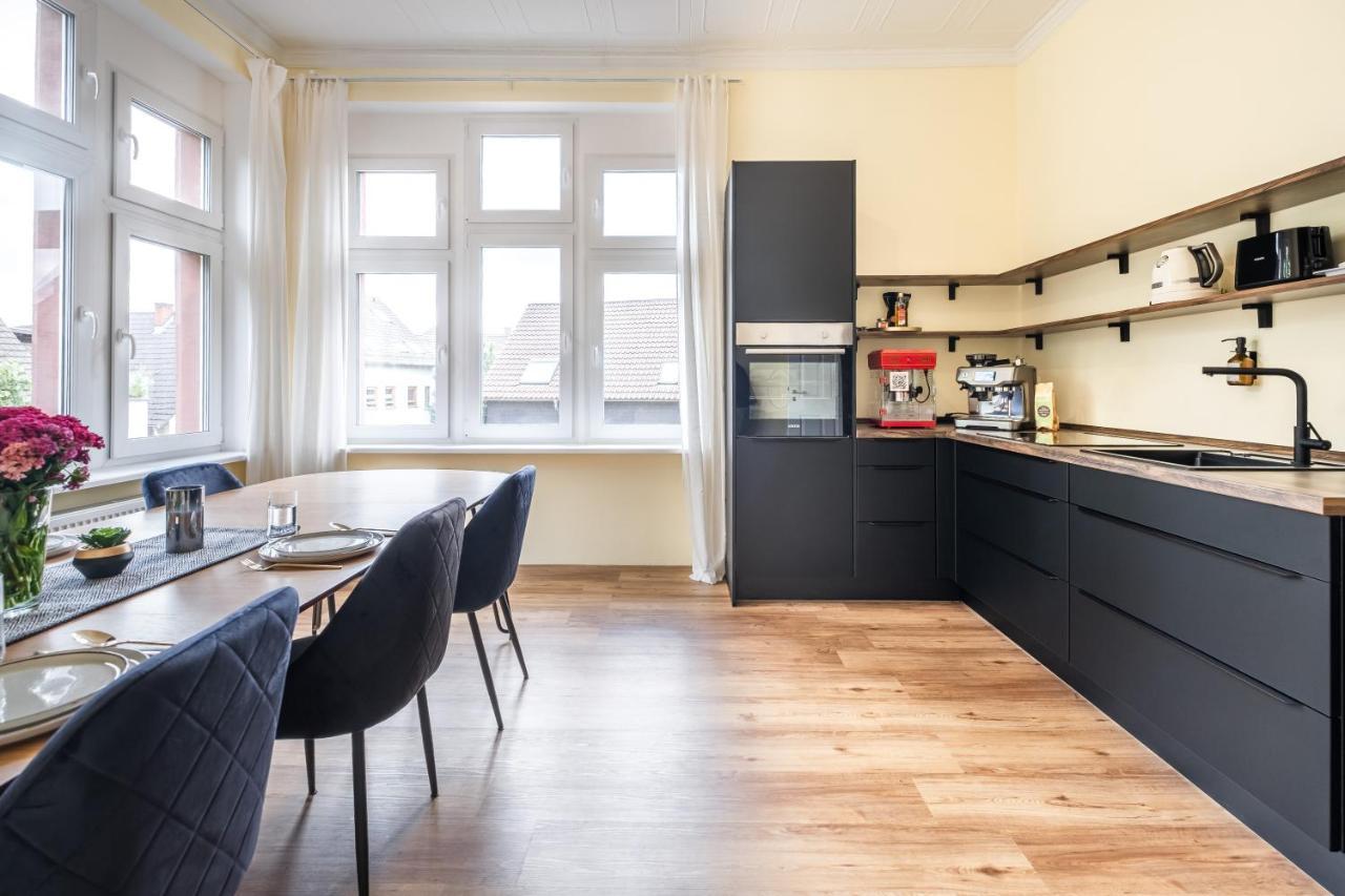 Living Timeless- Luxurioese 140qm In Der Naehe Des Europa-parks Mit 3 Schlafzimmer, Billard Und Parkplatz Apartment Kippenheim