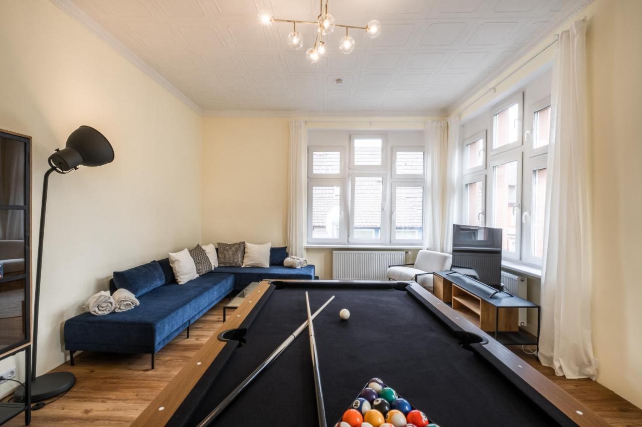 Apartment Living Timeless- Luxurioese 140qm In Der Naehe Des Europa-parks Mit 3 Schlafzimmer, Billard Und Parkplatz