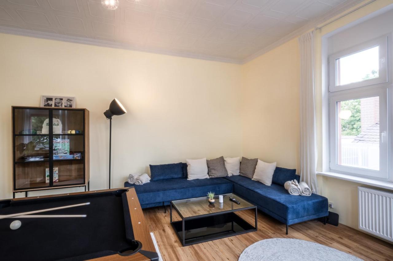Living Timeless- Luxurioese 140qm In Der Naehe Des Europa-parks Mit 3 Schlafzimmer, Billard Und Parkplatz Apartment *