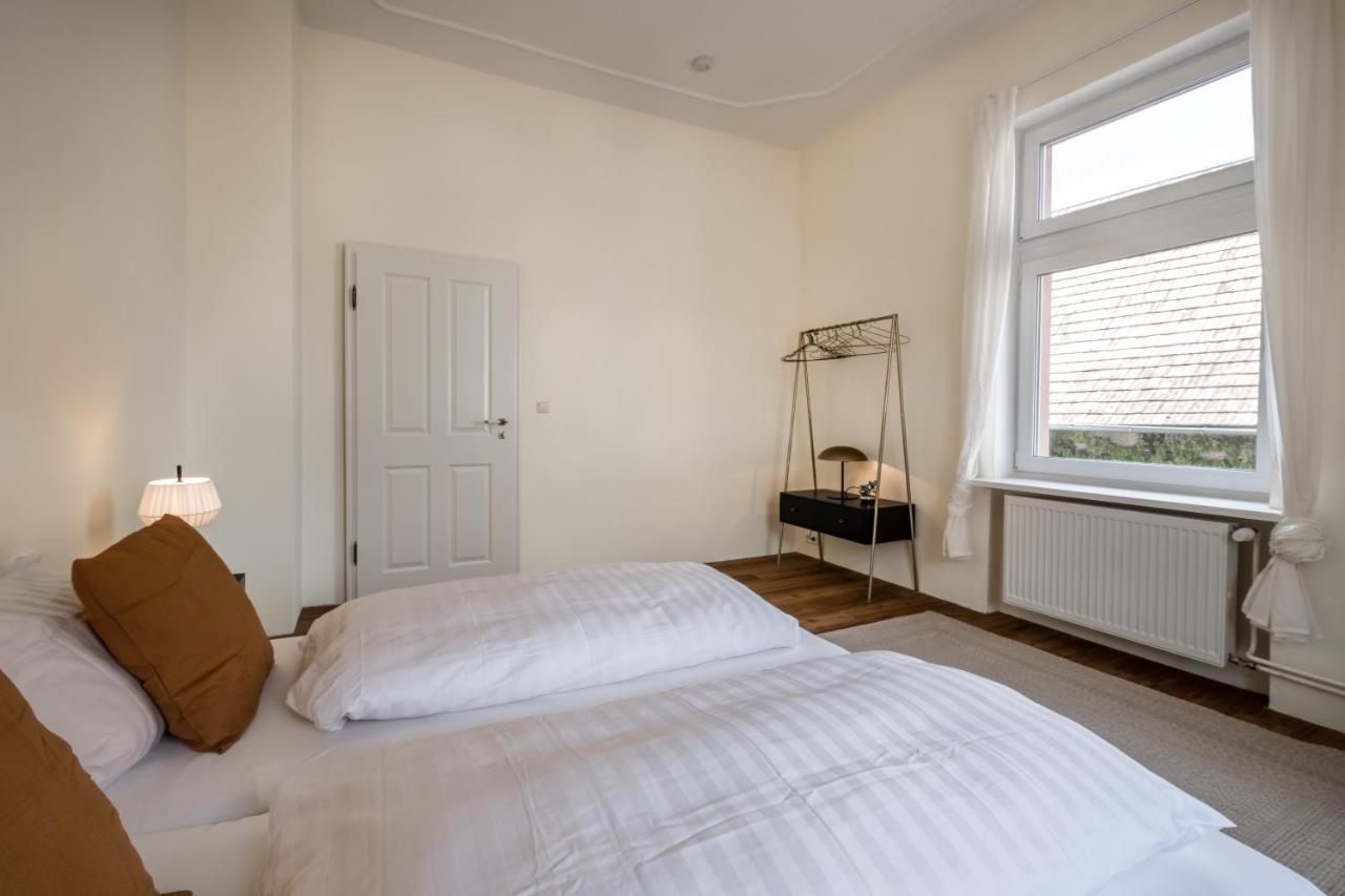 Living Timeless- Luxurioese 140qm In Der Naehe Des Europa-parks Mit 3 Schlafzimmer, Billard Und Parkplatz Apartment