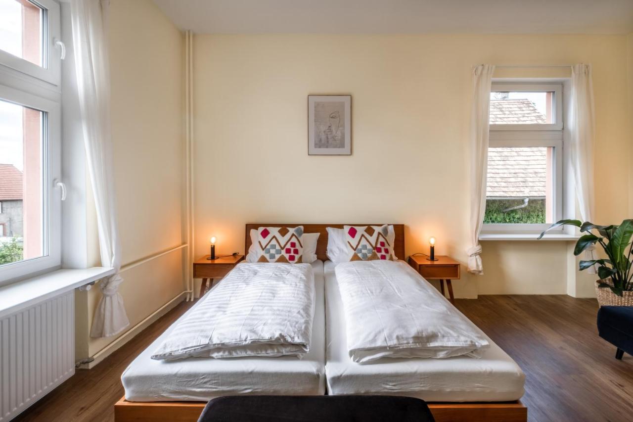 Apartment Living Timeless- Luxurioese 140qm In Der Naehe Des Europa-parks Mit 3 Schlafzimmer, Billard Und Parkplatz *